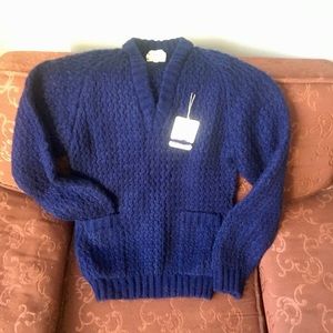 Vintage handmade men’s or women’s sweater